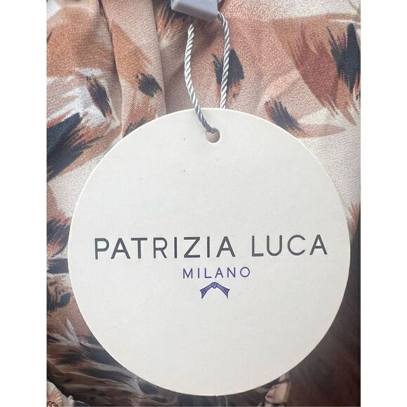 Patriza Luca Smocked Off-the-shoulder Blouse in Animal Print NWT Size Large - Picture 6 of 7